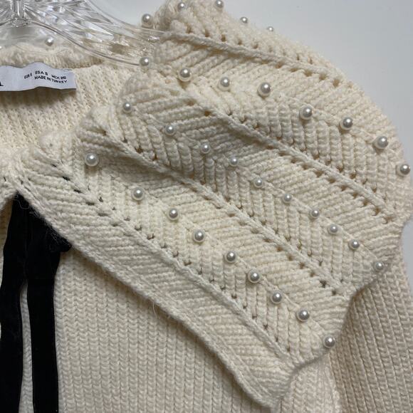 ZARA Ruffled Cable Knit Sweater Ecru with Pearls and Bow Size Small 4331/003 - Picture 9 of 16